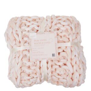 NWT Summer & Rose Mia Knitted Throw Blanket Pink/Cream Retail Price $150.00